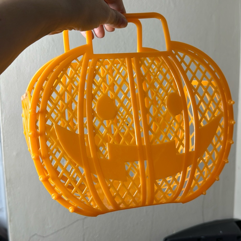 - ✨ NEW 🎃 2023 Target Bullseye Playground Orange Pumpkin Jelly Basket - Picture 5 of 6